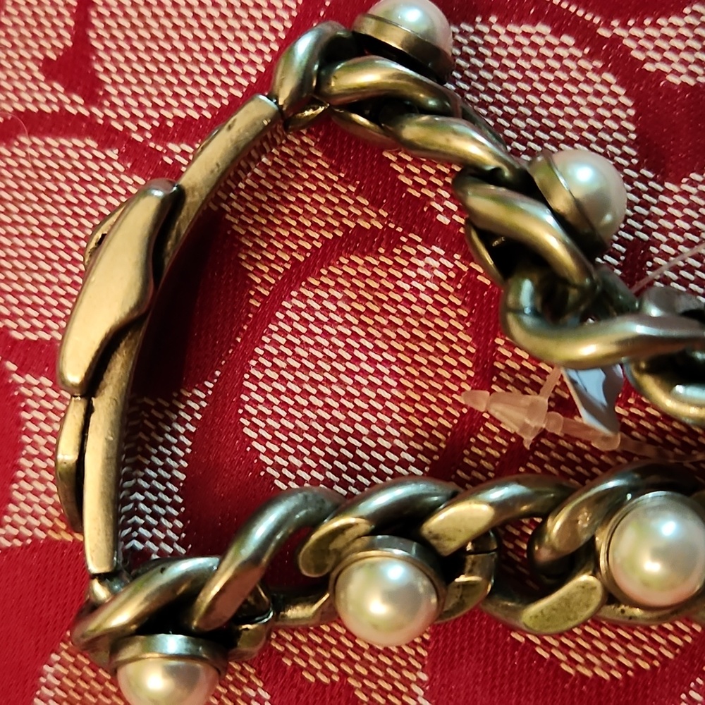 Coach Bracelet - Picture 10 of 12
